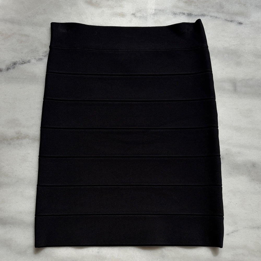 BCBGMAXAZARIA Elegant Black Women's Pencil Skirt